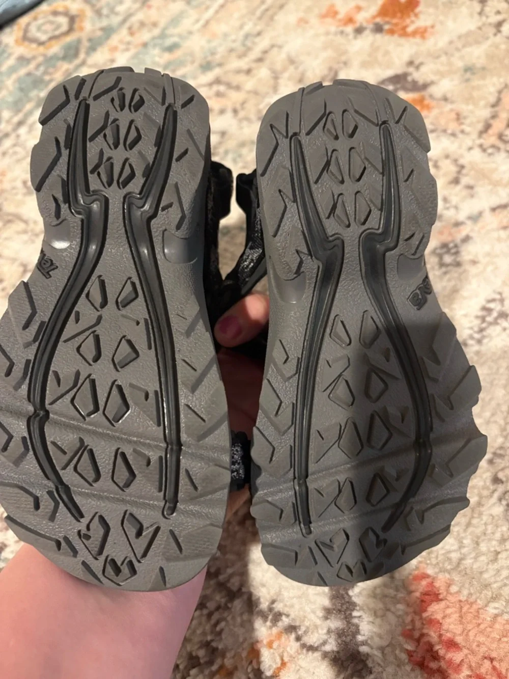 NEW/ Teva Black Cushioned Shockpad Sandals